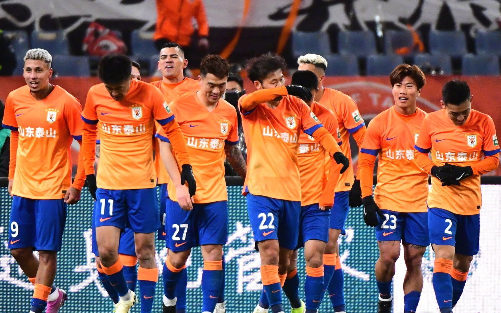 足协杯和超级杯冠军上海申花2比0客胜球王李惠堂的家乡球队梅州客家梅州客家